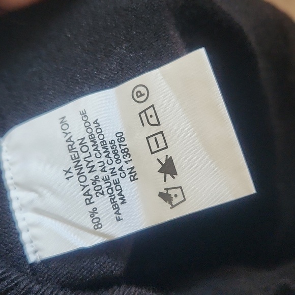 Pennington's Womens Plus Size Boyfriend Jet Black Button Up Cardigan Size 1x - Picture 8 of 9